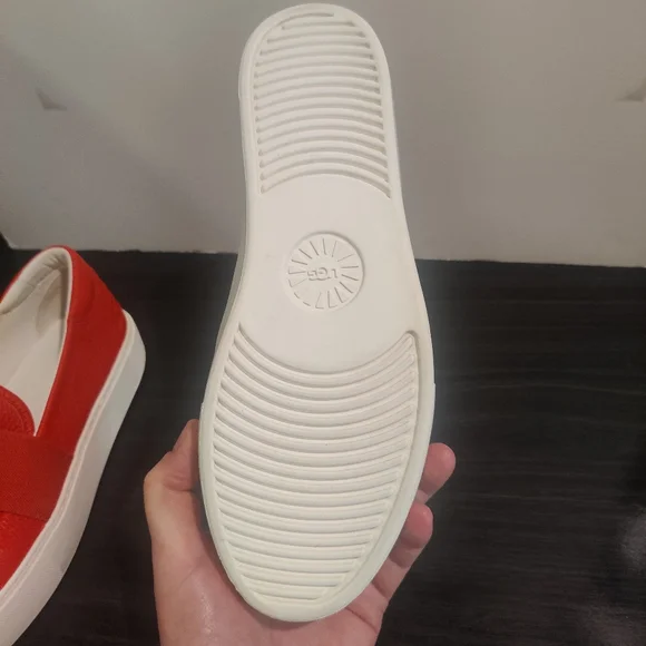 UGG Chayze Platform Sneakers Leather Slip On Round Toe Rubber Sole Red 8.5 Mint - Picture 9 of 15